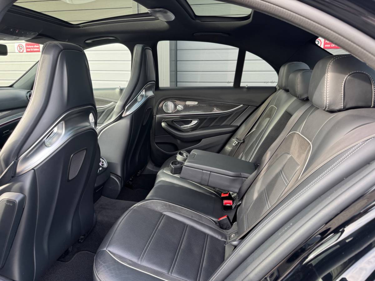 Mercedes-Benz E-Klasse Mercedes-Benz E-klasse AMG 63 S 4MATIC+ Carbon Softclose BOMVOL