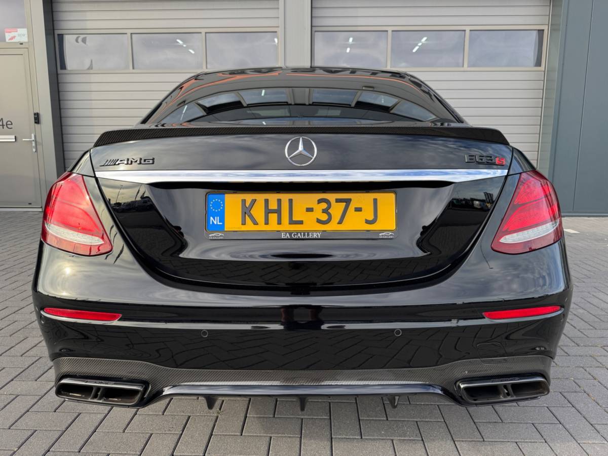 Mercedes-Benz E-Klasse Mercedes-Benz E-klasse AMG 63 S 4MATIC+ Carbon Softclose BOMVOL