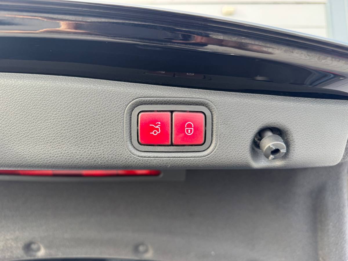 Mercedes-Benz E-Klasse Mercedes-Benz E-klasse AMG 63 S 4MATIC+ Carbon Softclose BOMVOL