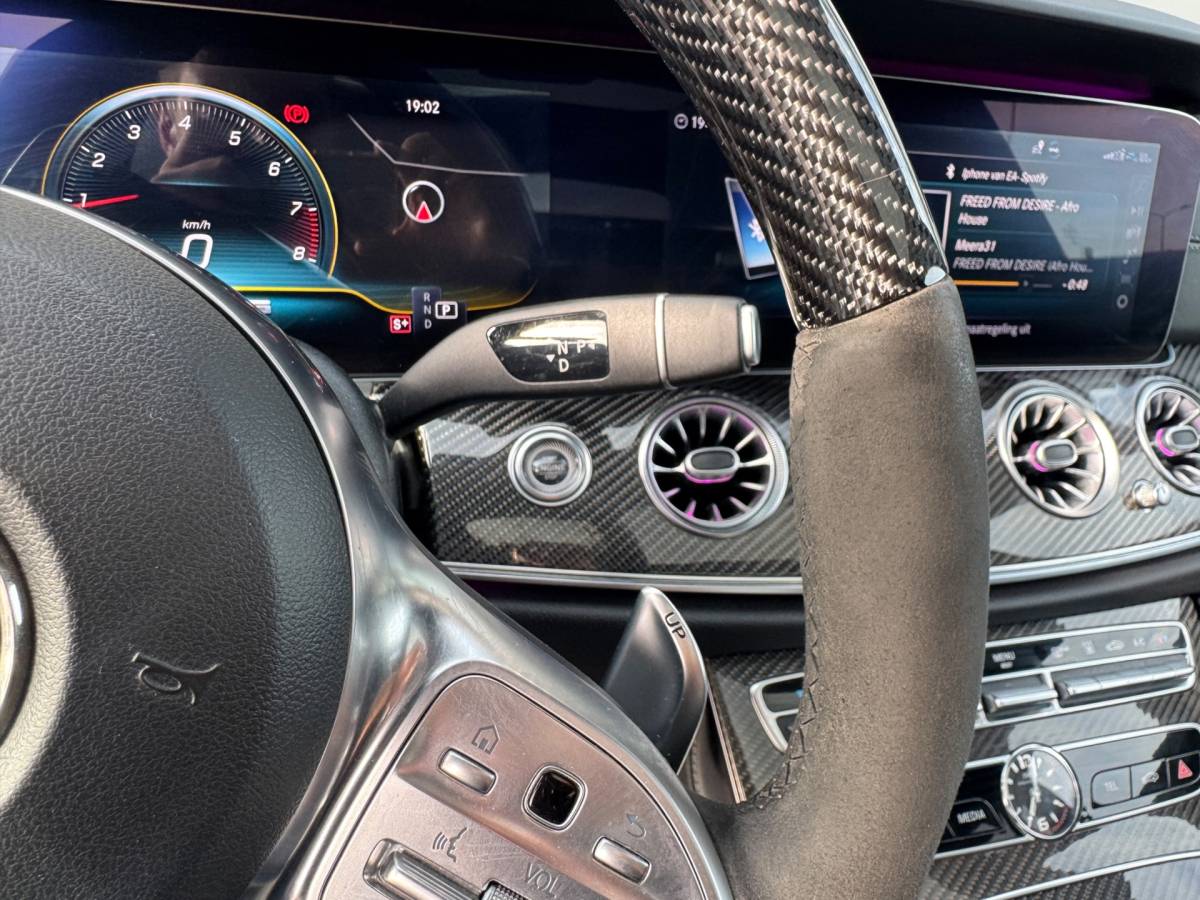 Mercedes-Benz E-Klasse Mercedes-Benz E-klasse AMG 63 S 4MATIC+ Carbon Softclose BOMVOL