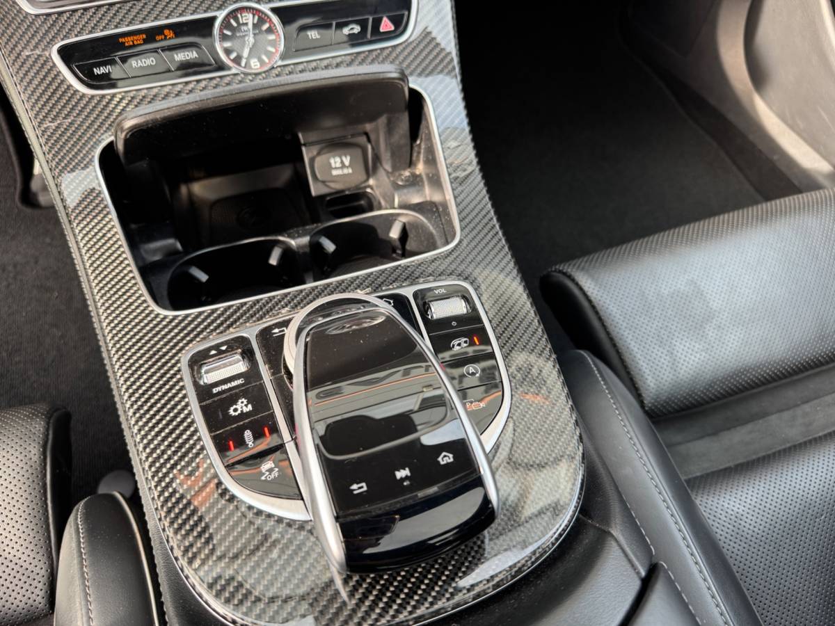 Mercedes-Benz E-Klasse Mercedes-Benz E-klasse AMG 63 S 4MATIC+ Carbon Softclose BOMVOL