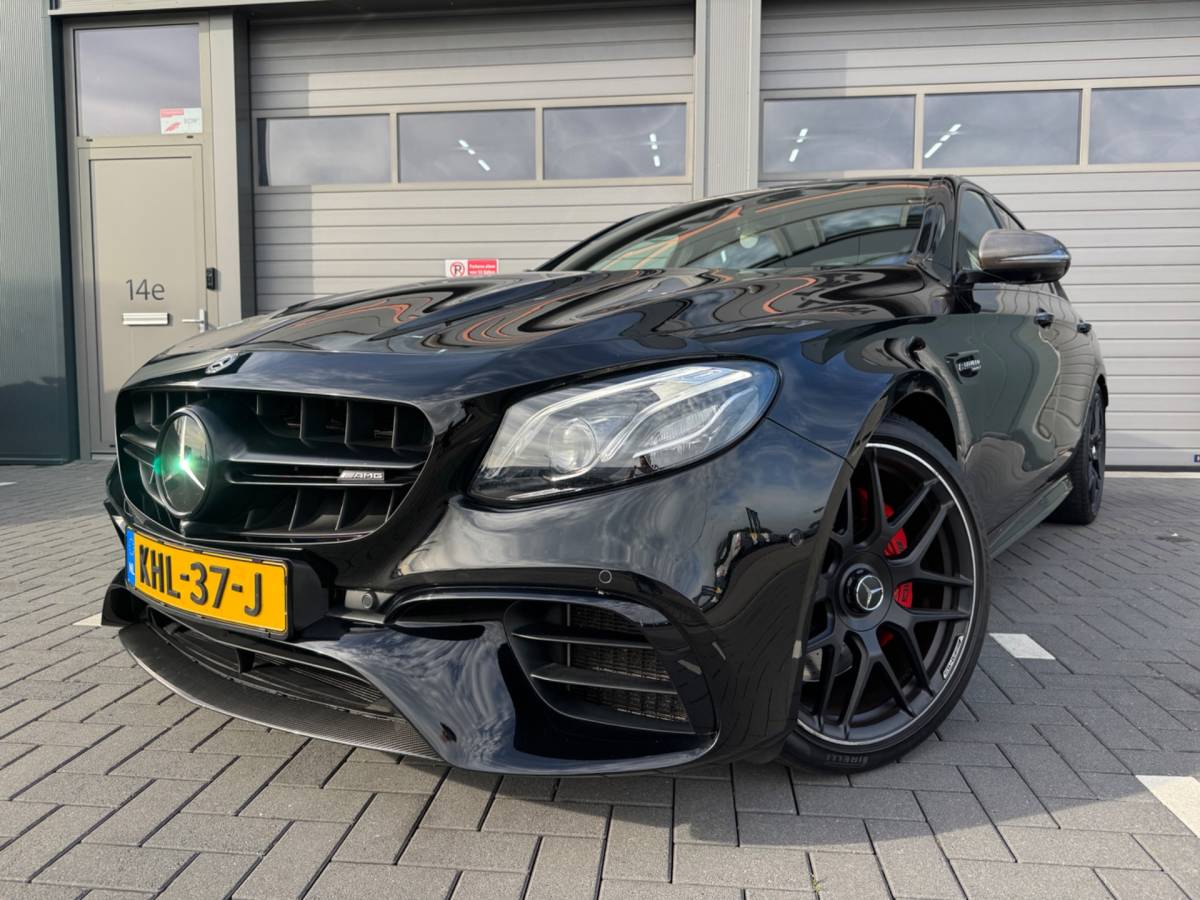 Mercedes-Benz E-Klasse Mercedes-Benz E-klasse AMG 63 S 4MATIC+ Carbon Softclose BOMVOL