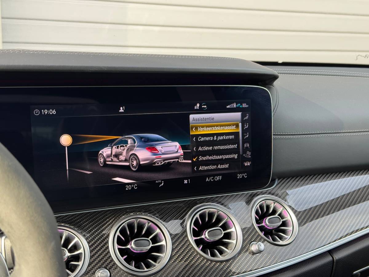 Mercedes-Benz E-Klasse Mercedes-Benz E-klasse AMG 63 S 4MATIC+ Carbon Softclose BOMVOL