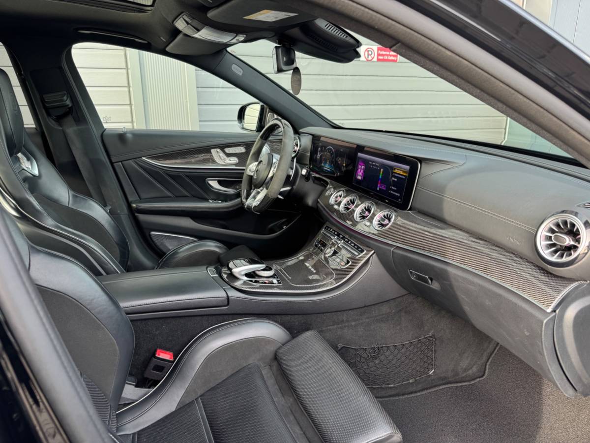 Mercedes-Benz E-Klasse Mercedes-Benz E-klasse AMG 63 S 4MATIC+ Carbon Softclose BOMVOL
