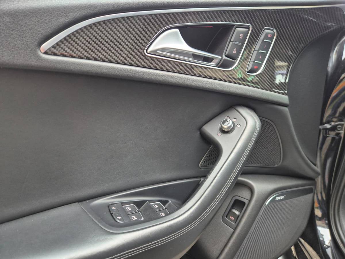 Audi RS6 Audi A6 Avant 4.0 TFSI RS 6 quattro Pano | Head up | Milltek! | Rs Seats | Camera | Custom stuur! Matzwart! |