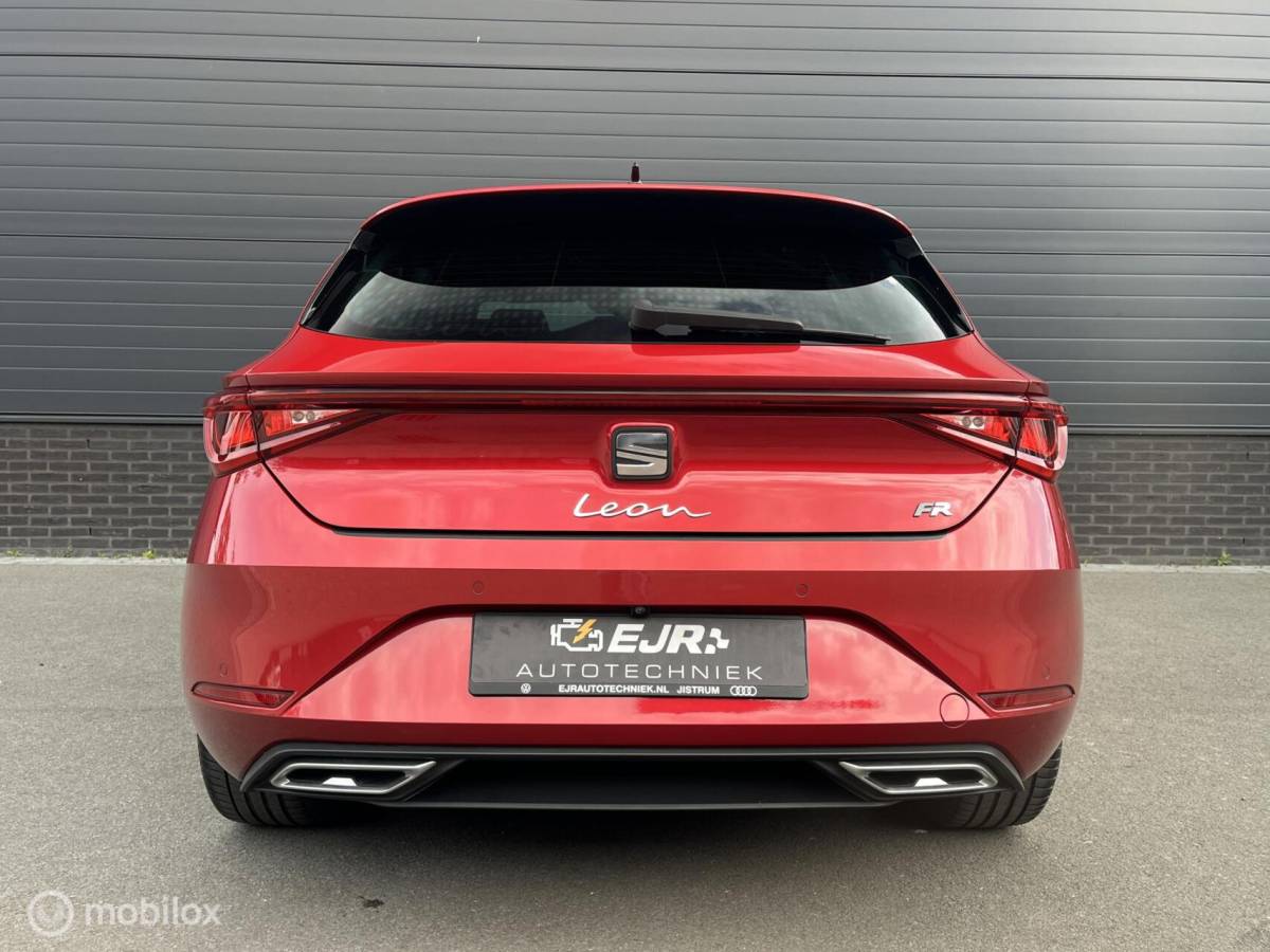 SEAT Leon Seat Leon 1.5 eTSI ACT DSG FR CLIMA*ADAP CR*CARPLAY*PDC*KEYLESS