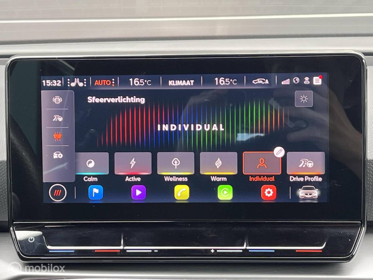 SEAT Leon Seat Leon 1.5 eTSI ACT DSG FR CLIMA*ADAP CR*CARPLAY*PDC*KEYLESS