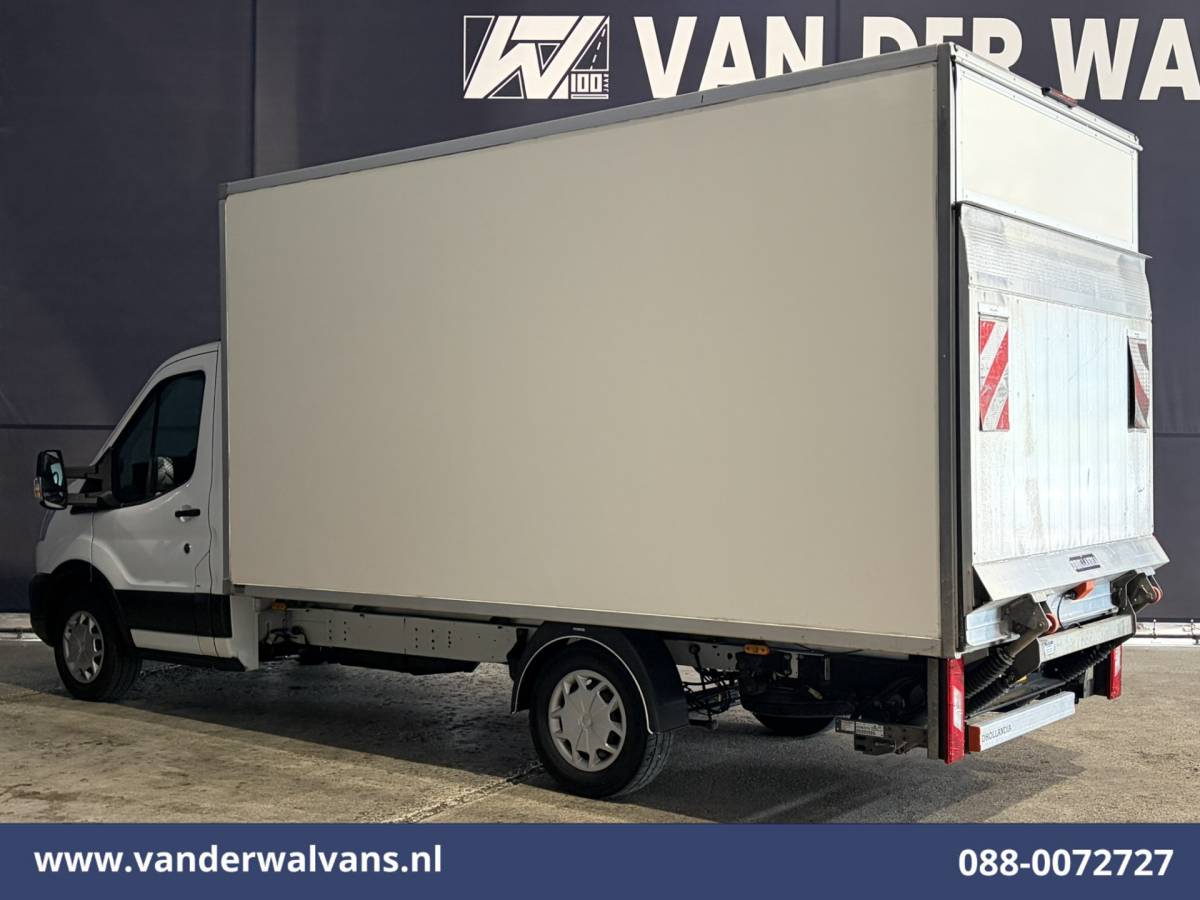 Ford Transit Ford Transit 2.0 TDCI 160pk Bakwagen Laadklep Euro6 Airco | 1040kg laadvermogen | Cruisecontrol | Verwarmde Voorruit Bijrijdersbank