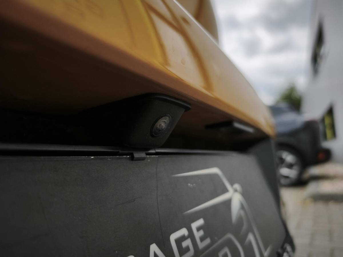 Peugeot 208 Peugeot 208 1.2 PureTech Allure Navi-Carplay Led Stoelverwarming Keyless Cruise-Control