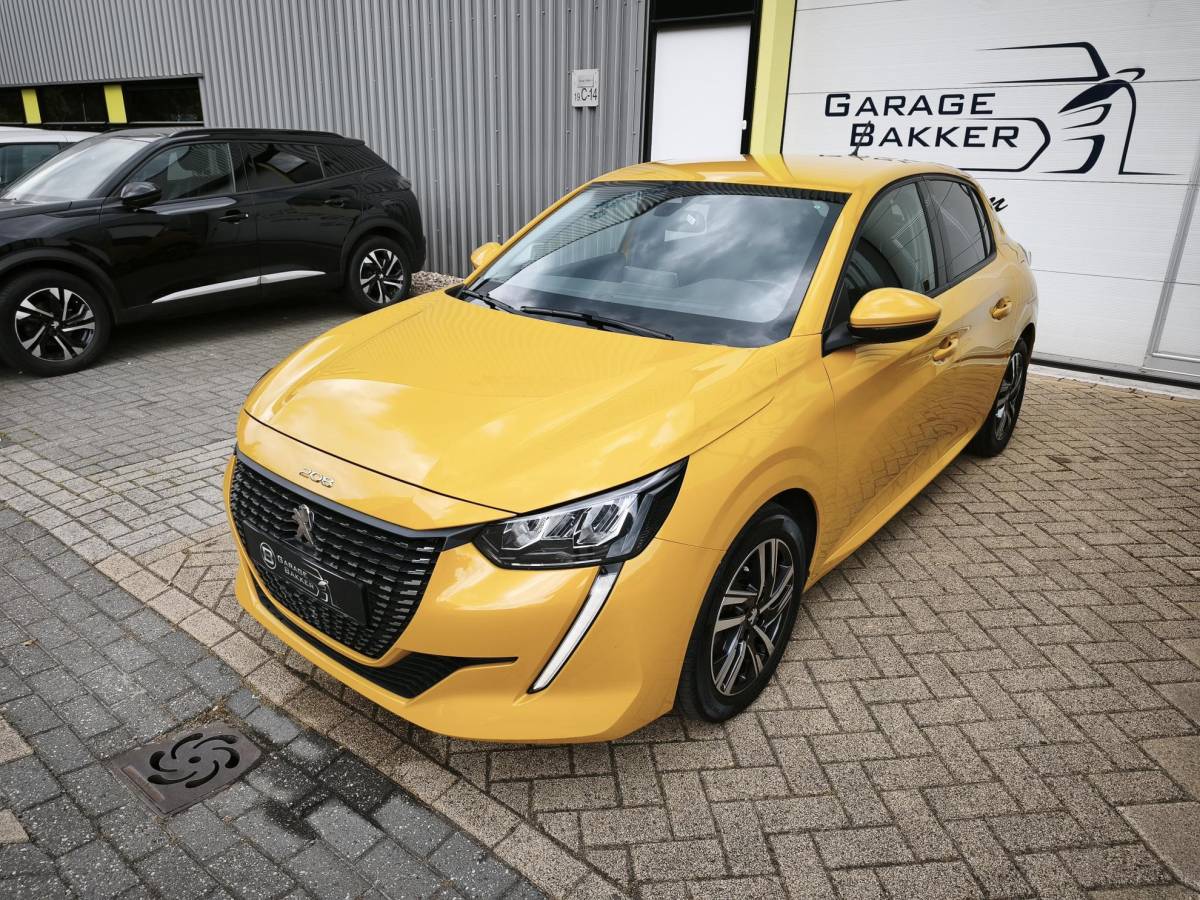 Peugeot 208 Peugeot 208 1.2 PureTech Allure Navi-Carplay Led Stoelverwarming Keyless Cruise-Control