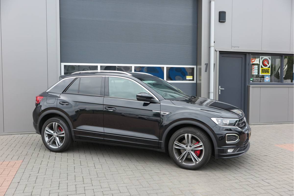 Volkswagen T-Roc Volkswagen T-Roc 1.5 TSI 150pk DSG Sport Business R-Line ,  Pano , Virtual , Xenon, Leder, Navi , Carplay , LMV, PDC, Camera etc. etc