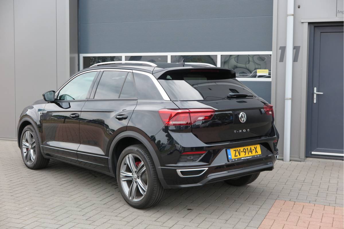 Volkswagen T-Roc Volkswagen T-Roc 1.5 TSI 150pk DSG Sport Business R-Line ,  Pano , Virtual , Xenon, Leder, Navi , Carplay , LMV, PDC, Camera etc. etc