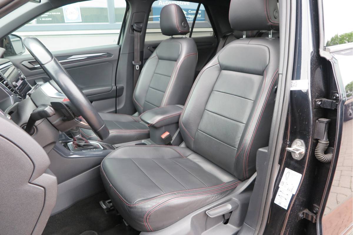 Volkswagen T-Roc Volkswagen T-Roc 1.5 TSI 150pk DSG Sport Business R-Line ,  Pano , Virtual , Xenon, Leder, Navi , Carplay , LMV, PDC, Camera etc. etc
