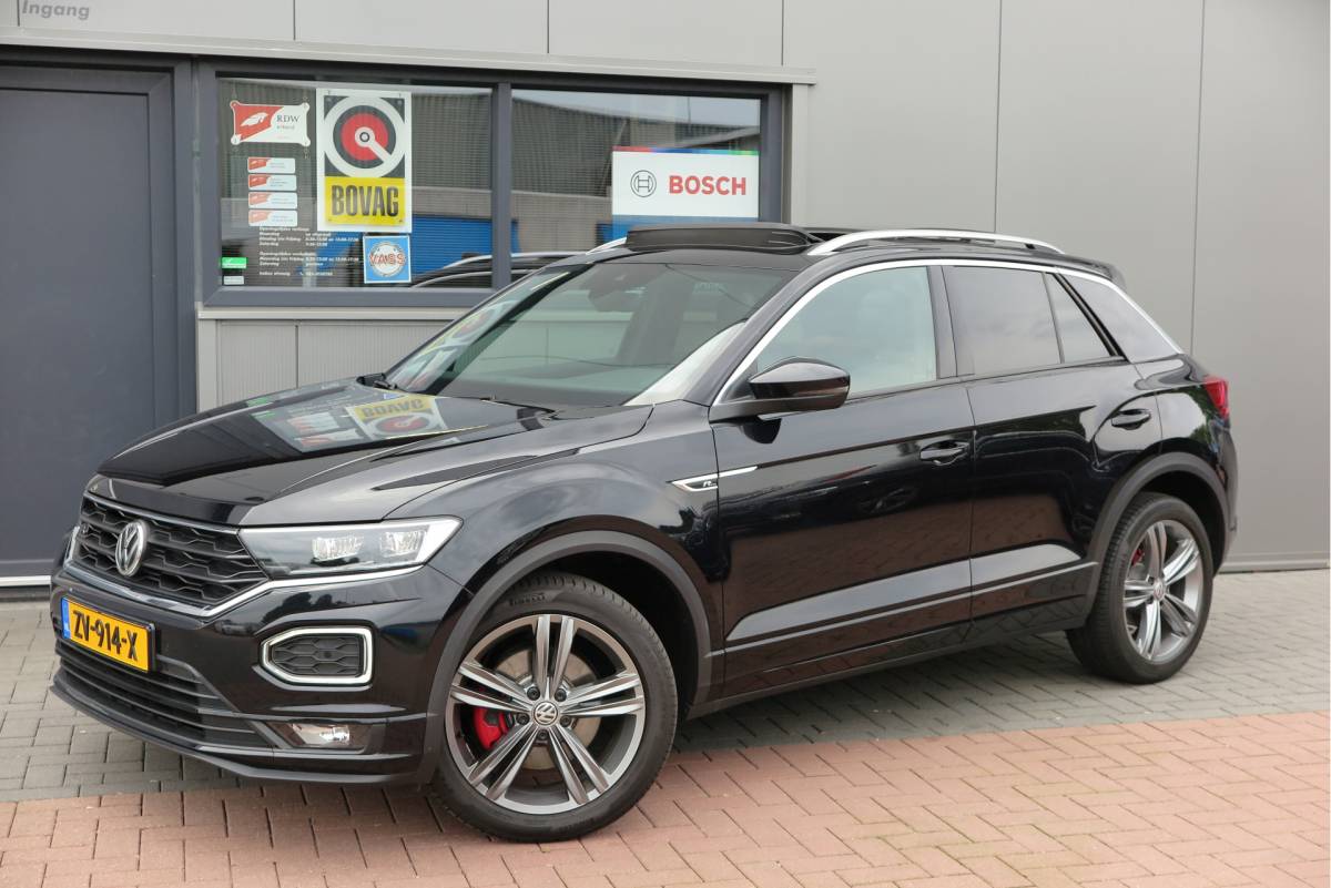 Volkswagen T-Roc Volkswagen T-Roc 1.5 TSI 150pk DSG Sport Business R-Line ,  Pano , Virtual , Xenon, Leder, Navi , Carplay , LMV, PDC, Camera etc. etc