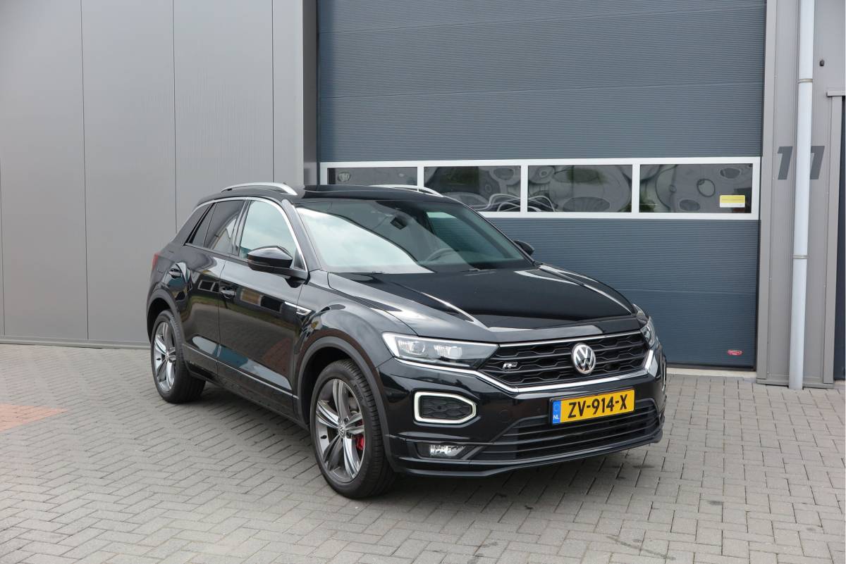Volkswagen T-Roc Volkswagen T-Roc 1.5 TSI 150pk DSG Sport Business R-Line ,  Pano , Virtual , Xenon, Leder, Navi , Carplay , LMV, PDC, Camera etc. etc