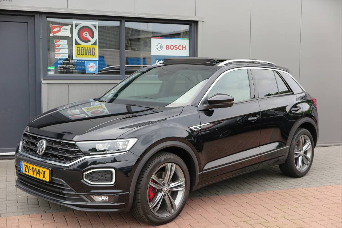 Volkswagen T-Roc Volkswagen T-Roc 1.5 TSI 150pk DSG Sport Business R-Line ,  Pano , Virtual , Xenon, Leder, Navi , Carplay , LMV, PDC, Camera etc. etc