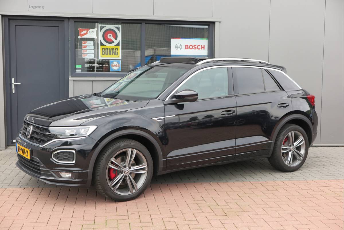 Volkswagen T-Roc Volkswagen T-Roc 1.5 TSI 150pk DSG Sport Business R-Line ,  Pano , Virtual , Xenon, Leder, Navi , Carplay , LMV, PDC, Camera etc. etc
