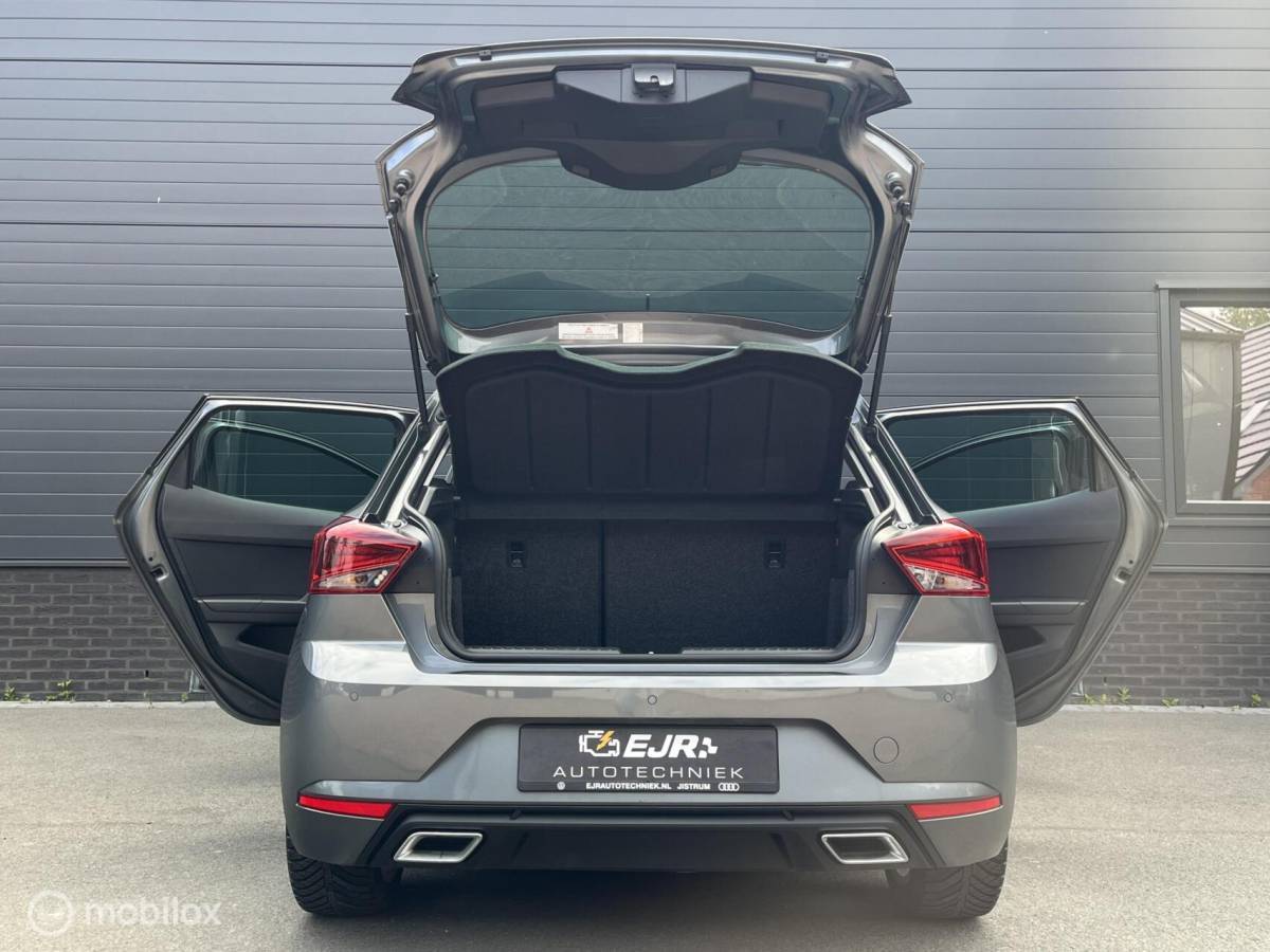 SEAT Ibiza Seat Ibiza 1.0 TSI 116PK! FR CLIMA*CRUISE*CARPLAY*PANO*PDC*LM
