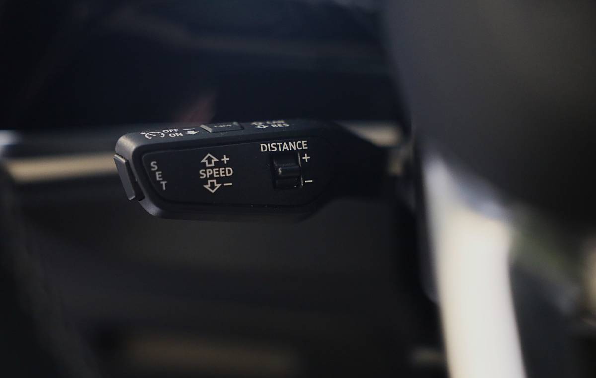 Audi Q3 Audi Q3 Sportback 45 TFSI e RSQ3 Look / Memory / Camera / Acc / Lane Assist / Dode Hoek / S Line Zetels / Pano / Matrix / 21 In