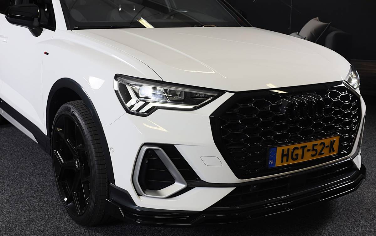 Audi Q3 Audi Q3 Sportback 45 TFSI e RSQ3 Look / Memory / Camera / Acc / Lane Assist / Dode Hoek / S Line Zetels / Pano / Matrix / 21 In