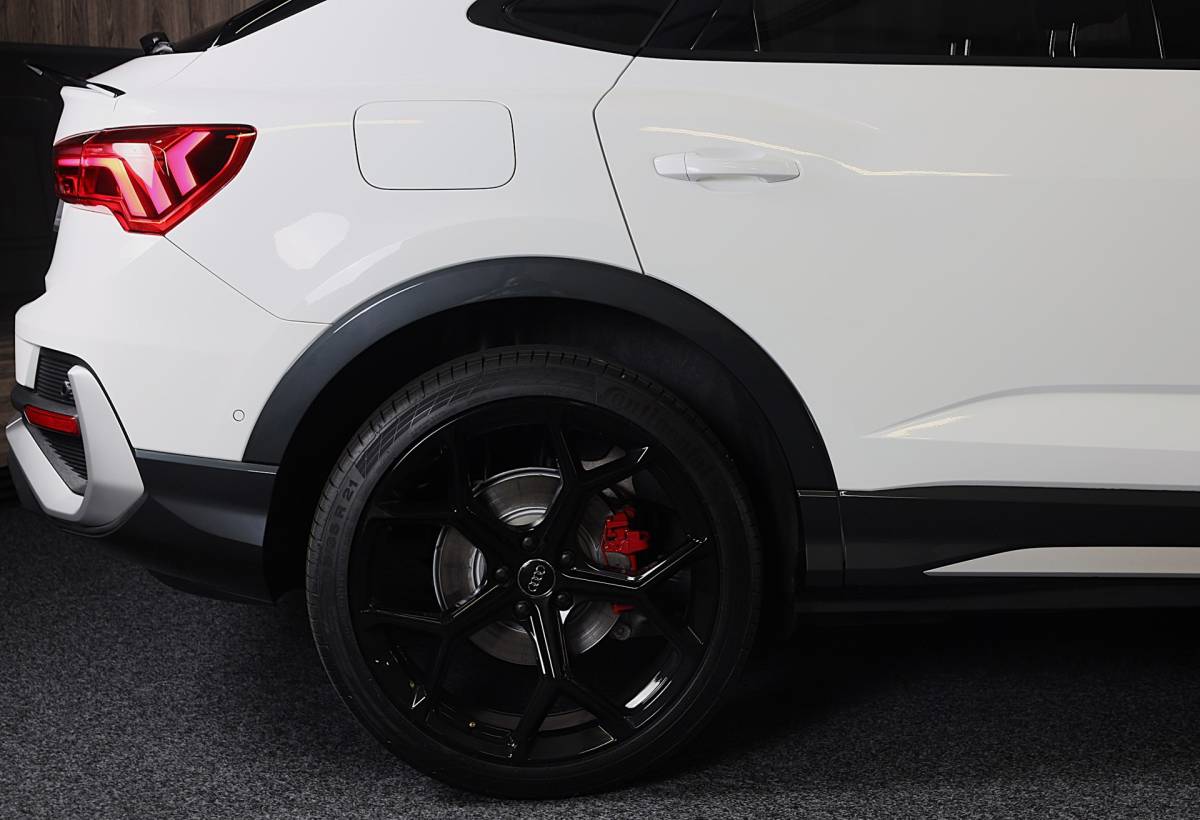 Audi Q3 Audi Q3 Sportback 45 TFSI e RSQ3 Look / Memory / Camera / Acc / Lane Assist / Dode Hoek / S Line Zetels / Pano / Matrix / 21 In