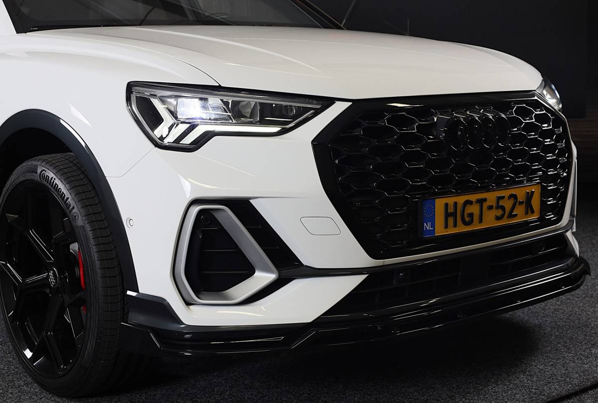 Audi Q3 Audi Q3 Sportback 45 TFSI e RSQ3 Look / Memory / Camera / Acc / Lane Assist / Dode Hoek / S Line Zetels / Pano / Matrix / 21 In