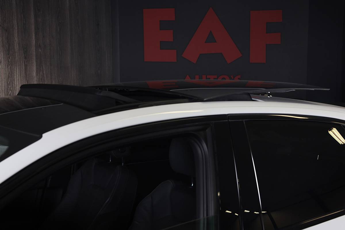 Audi Q3 Audi Q3 Sportback 45 TFSI e RSQ3 Look / Memory / Camera / Acc / Lane Assist / Dode Hoek / S Line Zetels / Pano / Matrix / 21 In