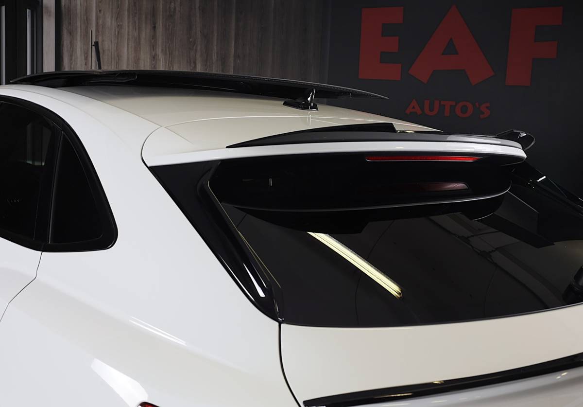 Audi Q3 Audi Q3 Sportback 45 TFSI e RSQ3 Look / Memory / Camera / Acc / Lane Assist / Dode Hoek / S Line Zetels / Pano / Matrix / 21 In
