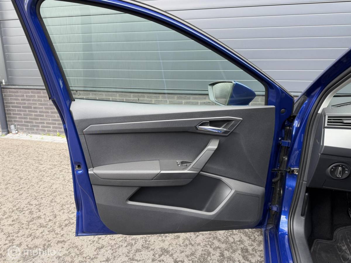 SEAT Ibiza Seat Ibiza 1.0 TSI Style CLIMA*FULLED*CARPLAY*HAAK*LM*STVERW