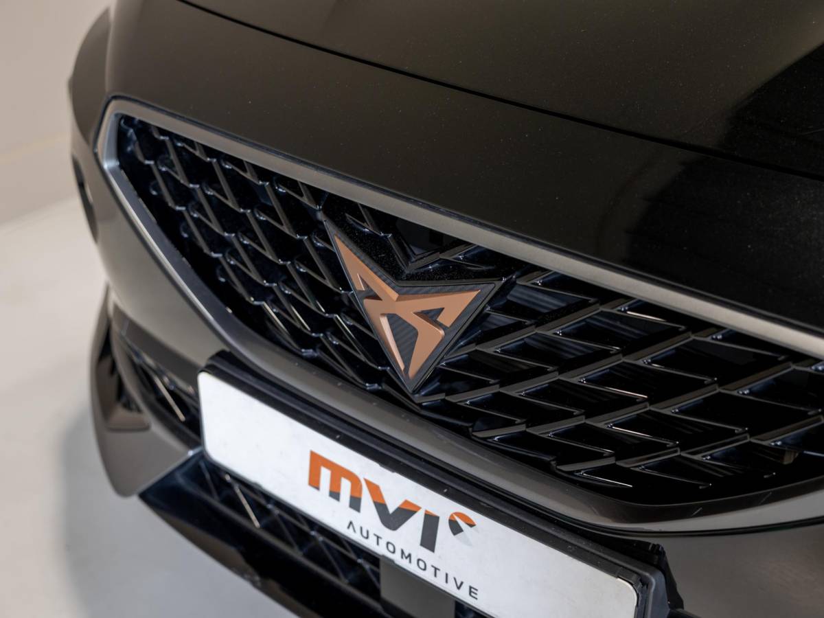 CUPRA Formentor CUPRA Formentor 1.5 TSI Business Edition / 150pk / Achteruitrij camera / Stoel en stuur verwarming /