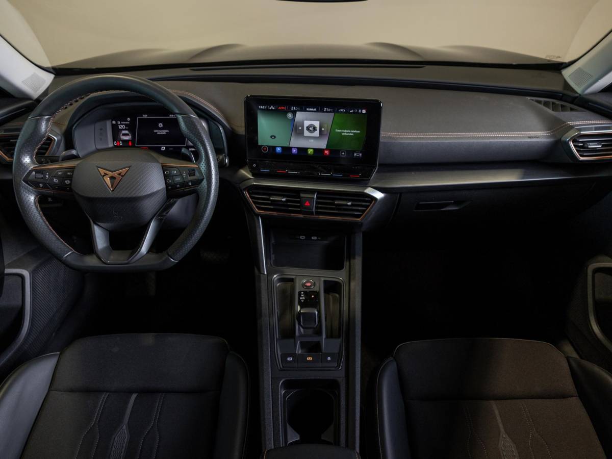 CUPRA Formentor CUPRA Formentor 1.5 TSI Business Edition / 150pk / Achteruitrij camera / Stoel en stuur verwarming /