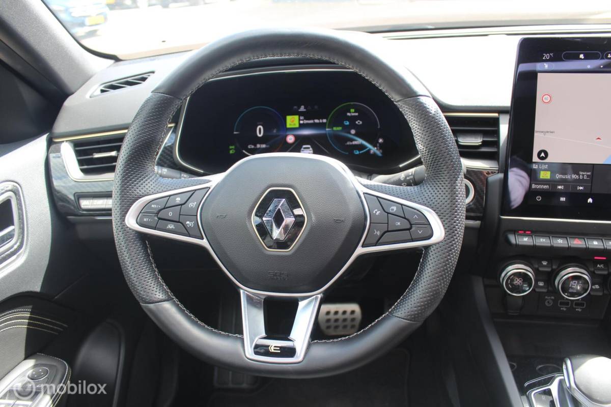 Renault Arkana Renault Arkana 1.6 E-Tech full hybrid RS-Line Full Options
