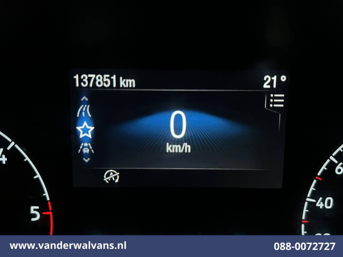 Ford Transit Ford Transit 2.0 TDCI 130pk Bakwagen Laadklep Euro6 Airco | 940kg laadvermogen | Cruisecontrol | Verwarmde Voorruit Bijrijdersbank