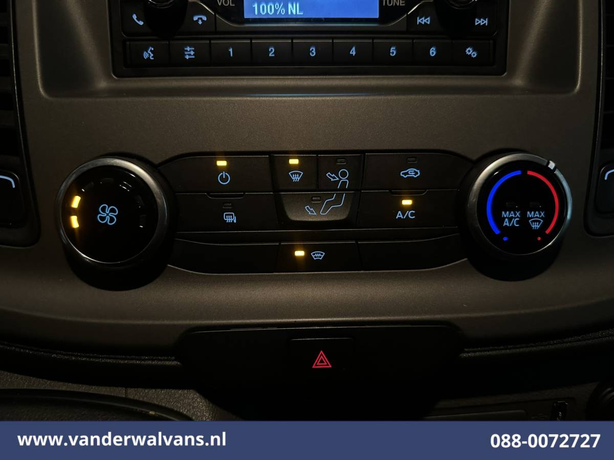 Ford Transit Ford Transit 2.0 TDCI 130pk Bakwagen Laadklep Euro6 Airco | 940kg laadvermogen | Cruisecontrol | Verwarmde Voorruit Bijrijdersbank