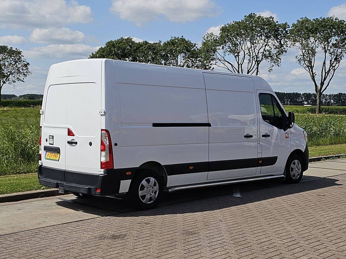 Renault Master RENAULT MASTER 2.3 l3h2 red 150pk ac!