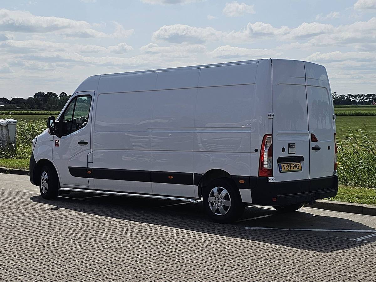 Renault Master RENAULT MASTER 2.3 l3h2 red 150pk ac!