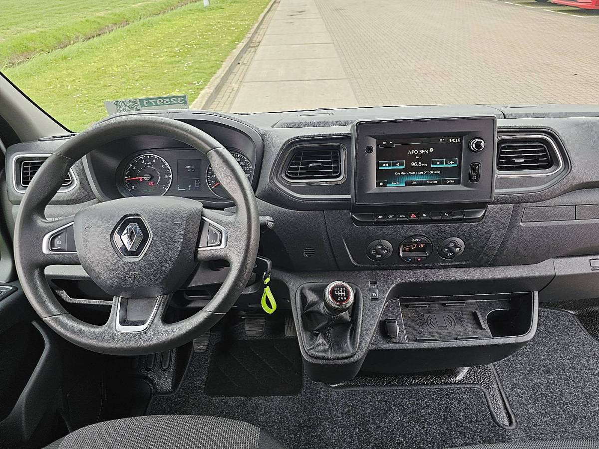 Renault Master RENAULT MASTER 2.3 l3h2 red 150pk ac!