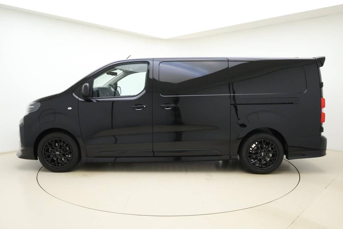 Peugeot e-Expert Peugeot e-Expert EV L3 75 kWh DEMO | STX Sport Pakket | Laadruimte Pakket | Full Led Koplampen | Winter Pakket | Comfort Pakket | Dynamic Navigation