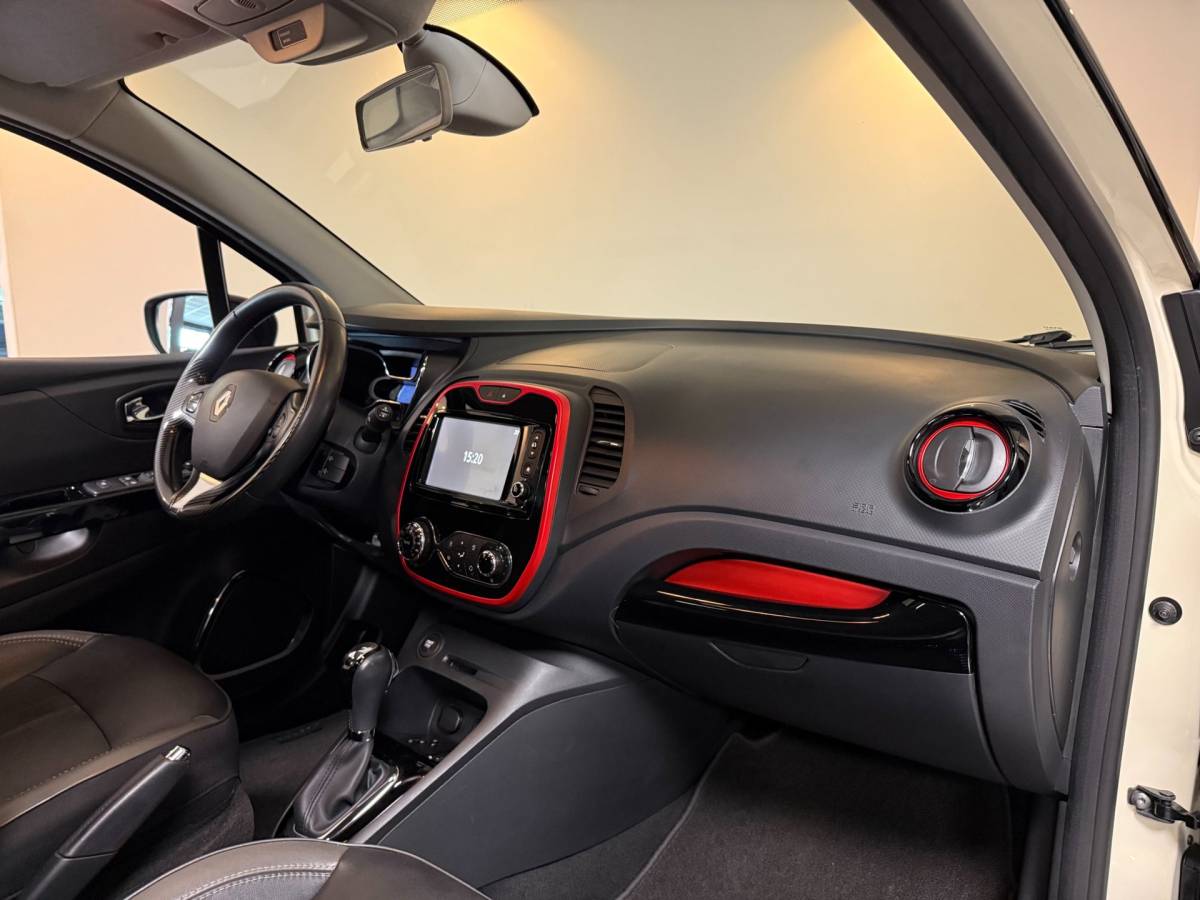 Renault Captur Renault Captur 1.2 TCe Xmod *Automaat* Stoelverw.|Leer|Trekhaak|Camera|Cruise|Navi|All-seasons