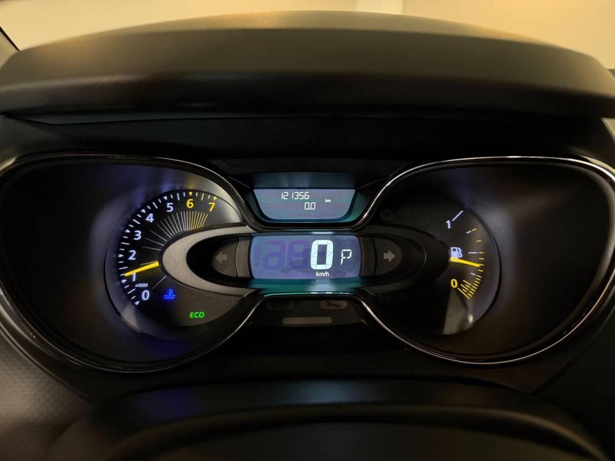 Renault Captur Renault Captur 1.2 TCe Xmod *Automaat* Stoelverw.|Leer|Trekhaak|Camera|Cruise|Navi|All-seasons