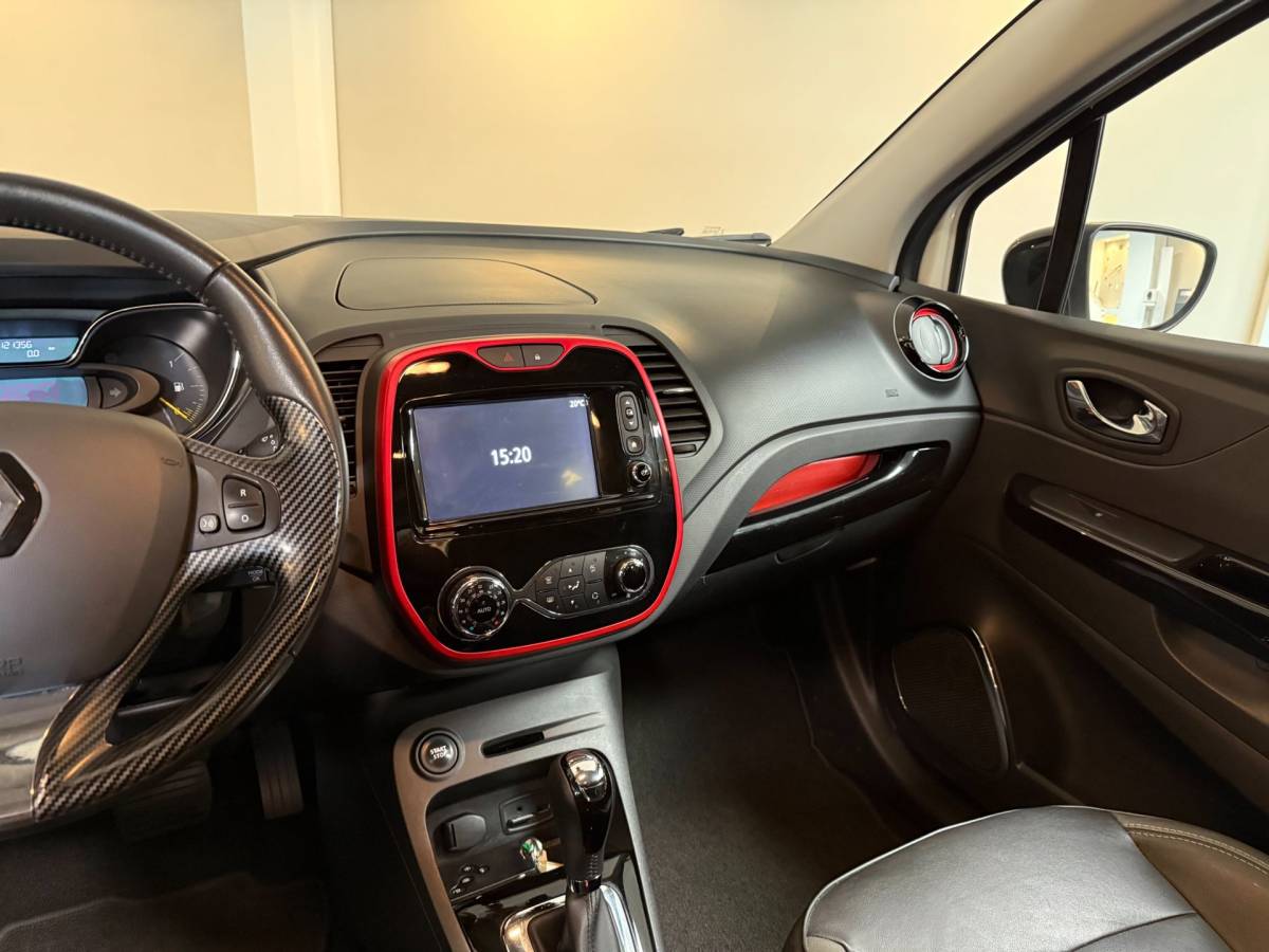 Renault Captur Renault Captur 1.2 TCe Xmod *Automaat* Stoelverw.|Leer|Trekhaak|Camera|Cruise|Navi|All-seasons