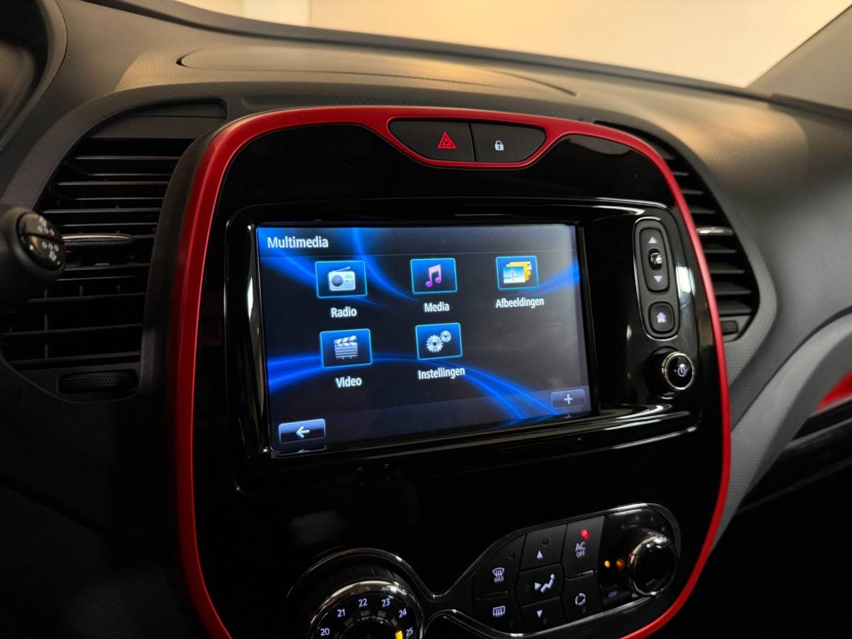 Renault Captur Renault Captur 1.2 TCe Xmod *Automaat* Stoelverw.|Leer|Trekhaak|Camera|Cruise|Navi|All-seasons