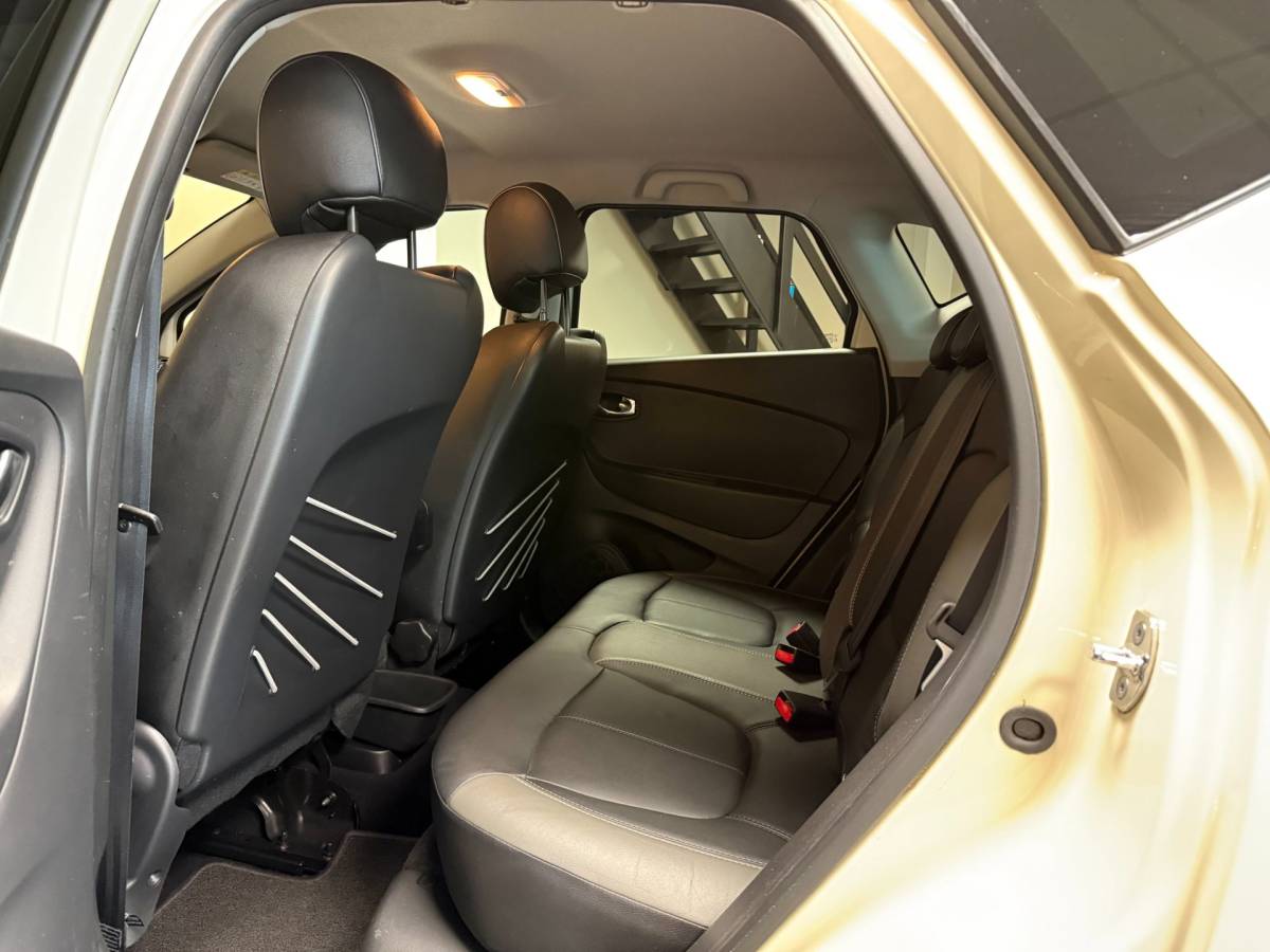 Renault Captur Renault Captur 1.2 TCe Xmod *Automaat* Stoelverw.|Leer|Trekhaak|Camera|Cruise|Navi|All-seasons