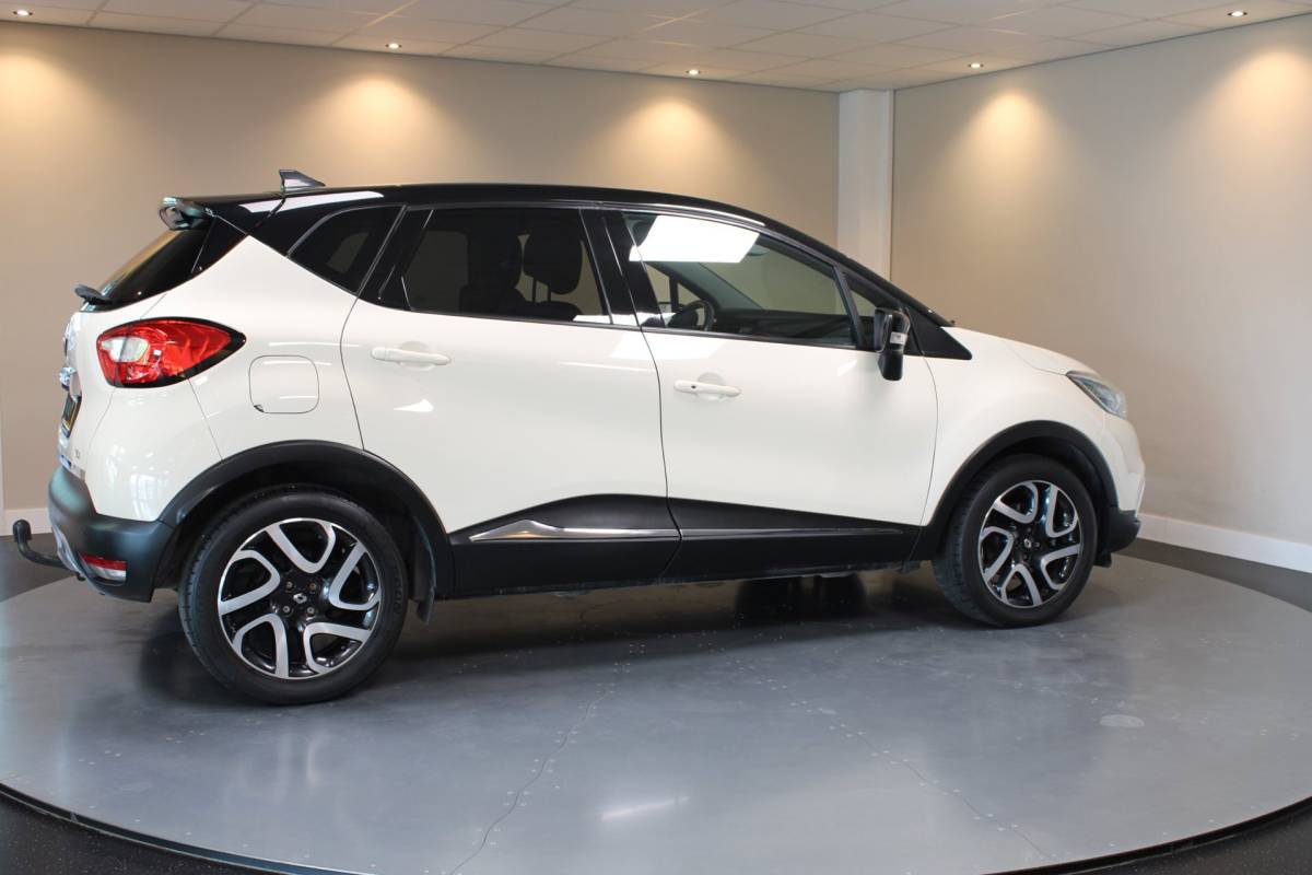 Renault Captur Renault Captur 1.2 TCe Xmod *Automaat* Stoelverw.|Leer|Trekhaak|Camera|Cruise|Navi|All-seasons