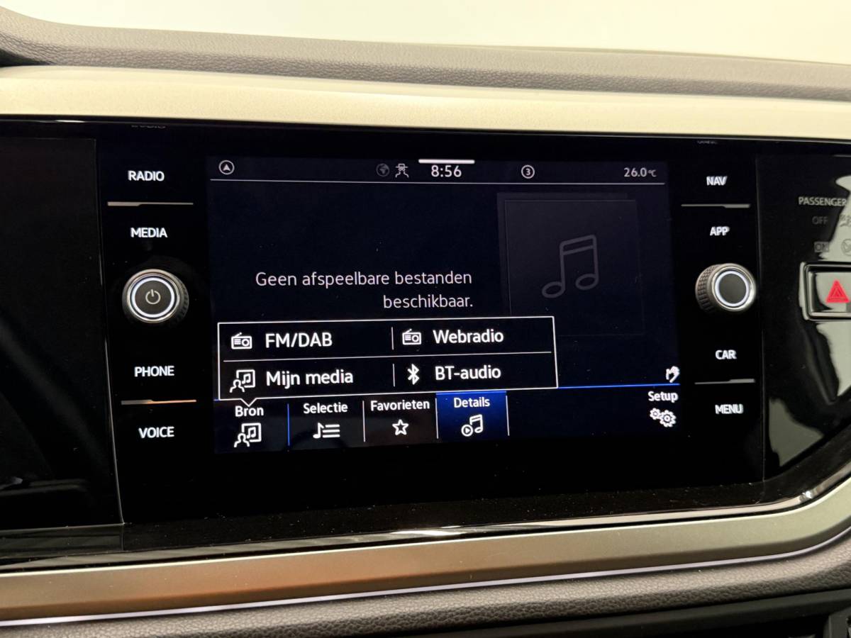 Volkswagen Polo Volkswagen Polo 1.0 TSI Life Business IQ.Light Matrix LED Virtual Cockpit Discover Media PDC VA Stoelverwarming