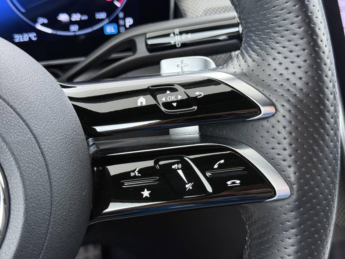 Mercedes-Benz GLC Mercedes-Benz GLC-klasse 300e 4MATIC AMG Line SOH 98% | SUPER COMPLEET| MEMORY STOELEN| BURMESTER 3D AUDIO |DIGITAL LIGHT| 360 CAMERA| ELEKTRISCHE ACHTERKLEP| ADAPTIEVE CRUISE CONTROL| DODE HOEK| CARPLAY| SFEERVERLICHTING