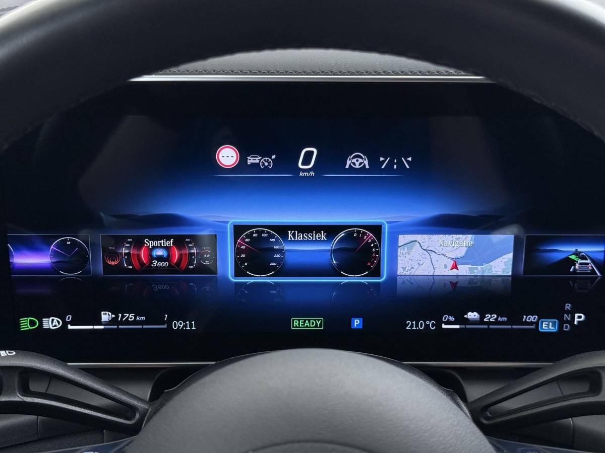 Mercedes-Benz GLC Mercedes-Benz GLC-klasse 300e 4MATIC AMG Line SOH 98% | SUPER COMPLEET| MEMORY STOELEN| BURMESTER 3D AUDIO |DIGITAL LIGHT| 360 CAMERA| ELEKTRISCHE ACHTERKLEP| ADAPTIEVE CRUISE CONTROL| DODE HOEK| CARPLAY| SFEERVERLICHTING