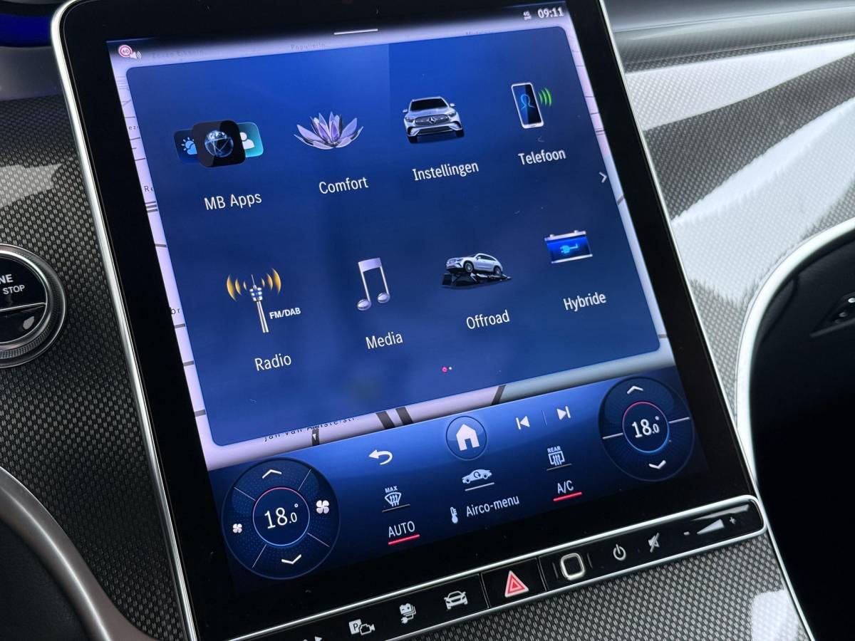 Mercedes-Benz GLC Mercedes-Benz GLC-klasse 300e 4MATIC AMG Line SOH 98% | SUPER COMPLEET| MEMORY STOELEN| BURMESTER 3D AUDIO |DIGITAL LIGHT| 360 CAMERA| ELEKTRISCHE ACHTERKLEP| ADAPTIEVE CRUISE CONTROL| DODE HOEK| CARPLAY| SFEERVERLICHTING