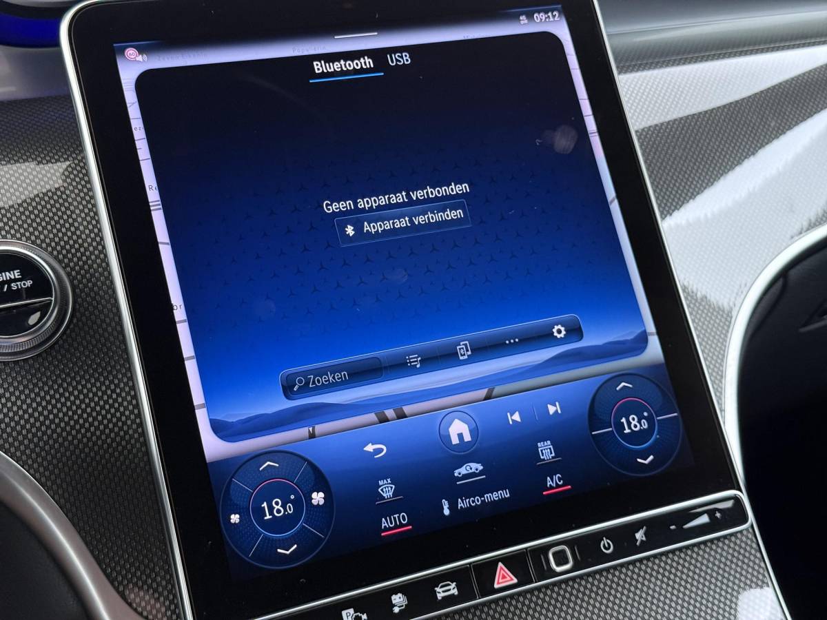 Mercedes-Benz GLC Mercedes-Benz GLC-klasse 300e 4MATIC AMG Line SOH 98% | SUPER COMPLEET| MEMORY STOELEN| BURMESTER 3D AUDIO |DIGITAL LIGHT| 360 CAMERA| ELEKTRISCHE ACHTERKLEP| ADAPTIEVE CRUISE CONTROL| DODE HOEK| CARPLAY| SFEERVERLICHTING