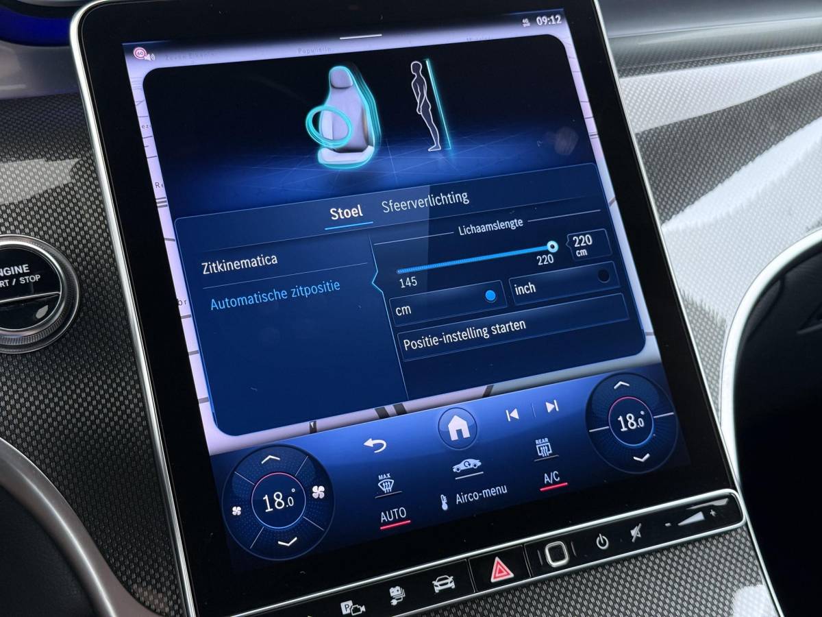 Mercedes-Benz GLC Mercedes-Benz GLC-klasse 300e 4MATIC AMG Line SOH 98% | SUPER COMPLEET| MEMORY STOELEN| BURMESTER 3D AUDIO |DIGITAL LIGHT| 360 CAMERA| ELEKTRISCHE ACHTERKLEP| ADAPTIEVE CRUISE CONTROL| DODE HOEK| CARPLAY| SFEERVERLICHTING